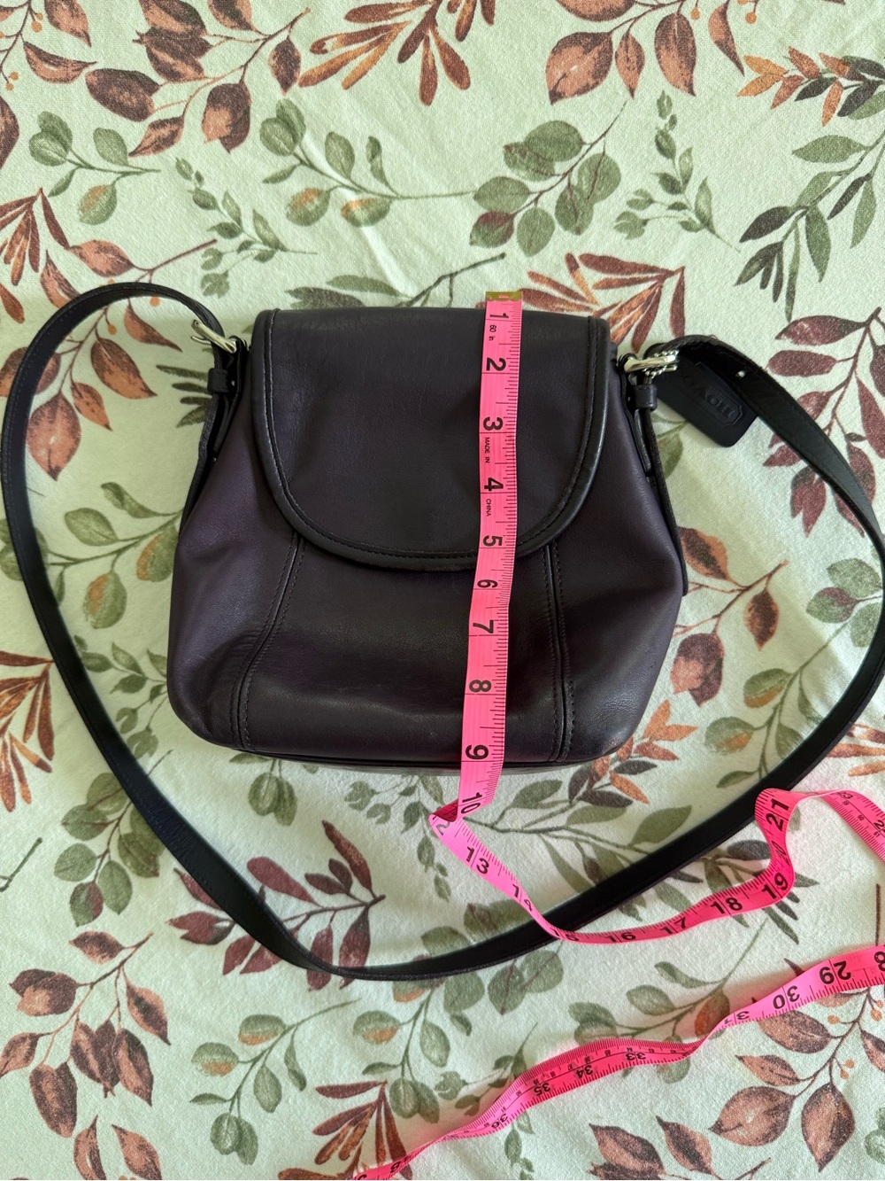 COACH Rare Vintage Plum Leather Crossbody - Picture 11 of 12